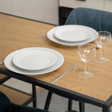 아파트 Cosy Studio With The Parking & River View By Renters