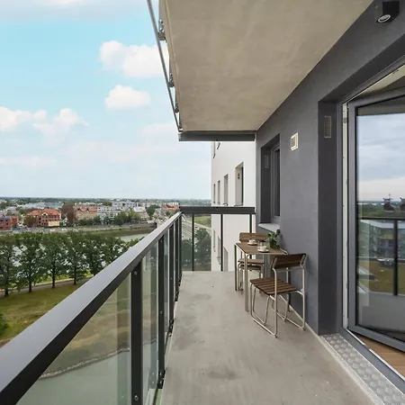 Cosy Studio With The Parking & River View By Renters