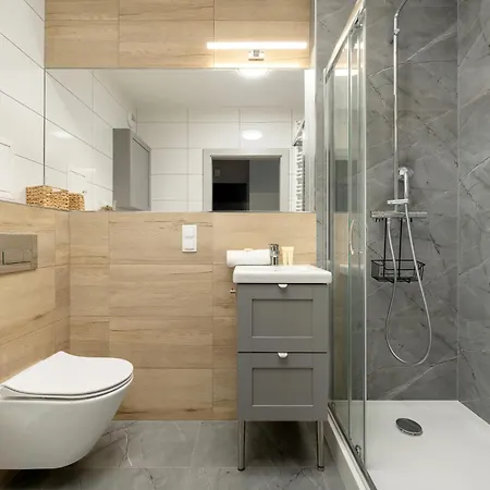 Cosy Studio With The Parking & River View By Renters * 브로츠와프